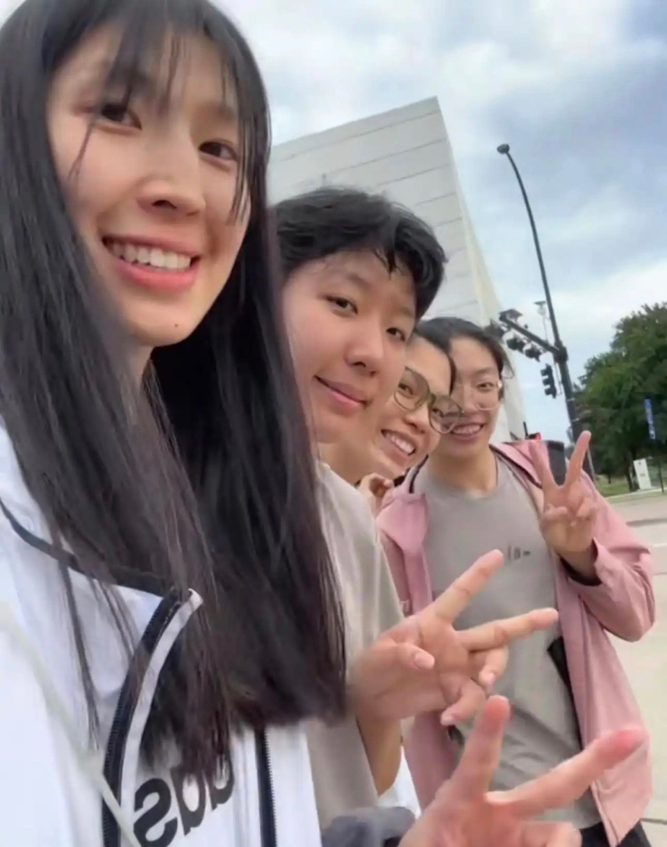 接应组的范, 系以后也会, 翔宇