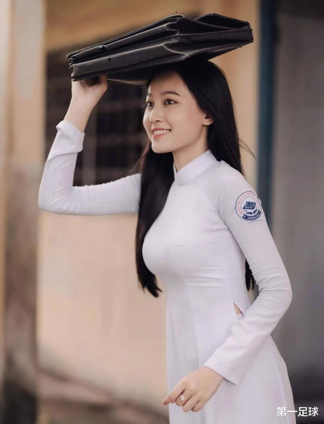 on, 更令人担忧, 令人失望的